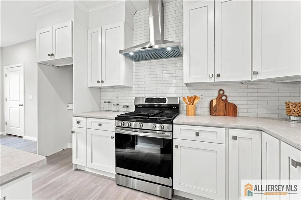 160 Hillside Avenue Piscataway, NJ 08854