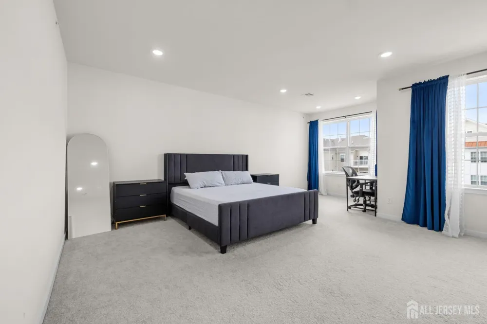 242 Lorhan Drive Piscataway, NJ 08854