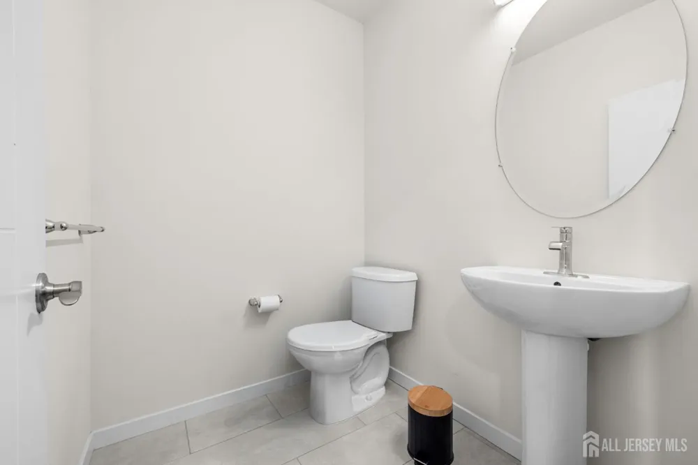 242 Lorhan Drive Piscataway, NJ 08854