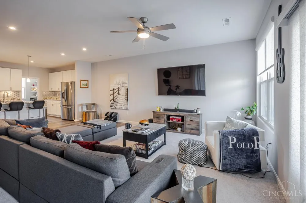 1024 Misty Stream Drive Springfield, OH 45231
