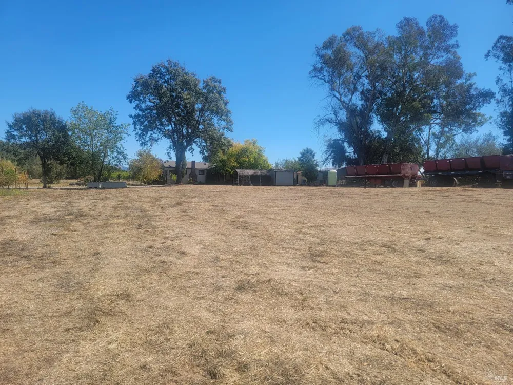 2892 Mark West Station Road Windsor, CA 95492