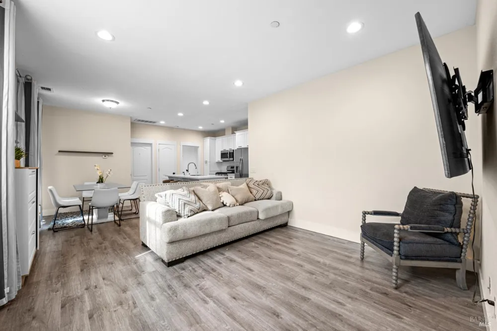 2666 Franz Kafka Avenue Santa Rosa, CA 95404
