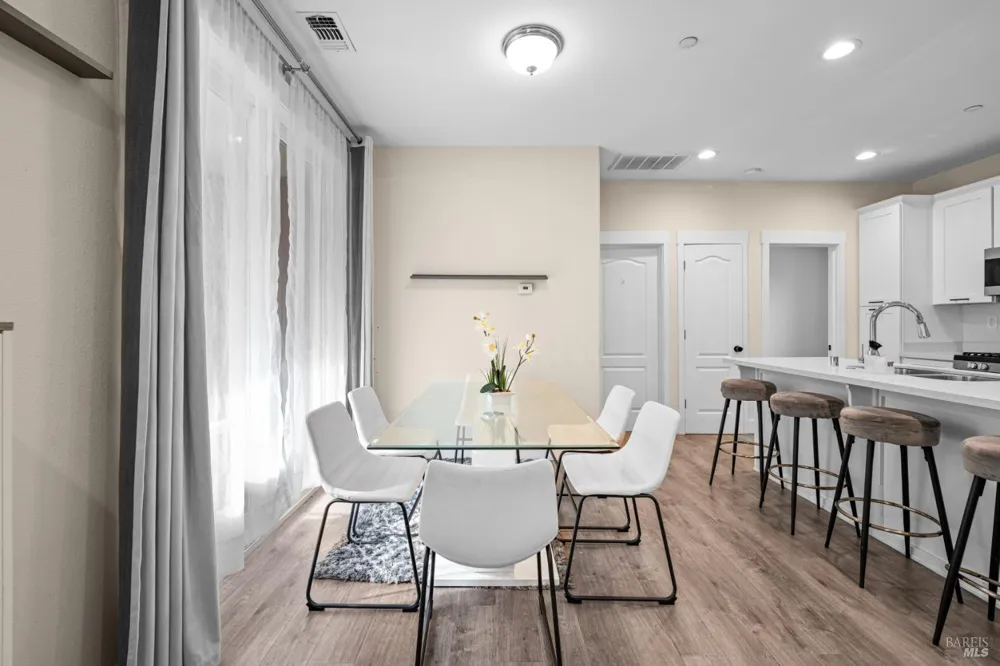 2666 Franz Kafka Avenue Santa Rosa, CA 95404