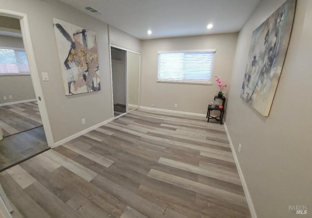 165 Maywood Drive Vallejo, CA 94591