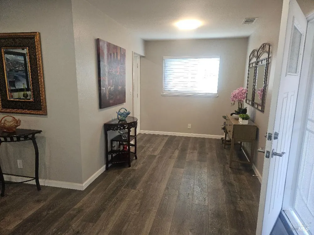 165 Maywood Drive Vallejo, CA 94591