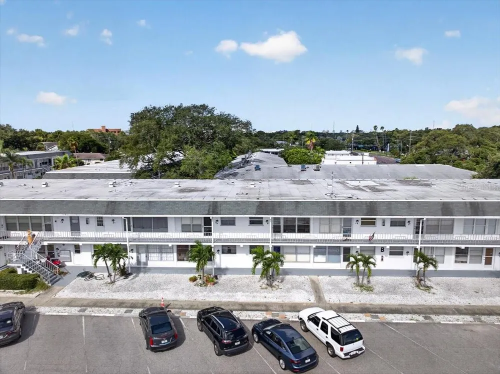 1221 DREW STREET #B7 Clearwater, FL 33755