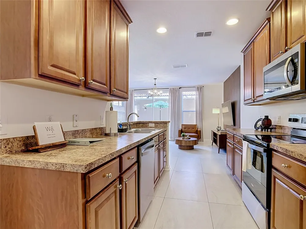 3140 VIA OTERO DRIVE Kissimmee, FL 34744