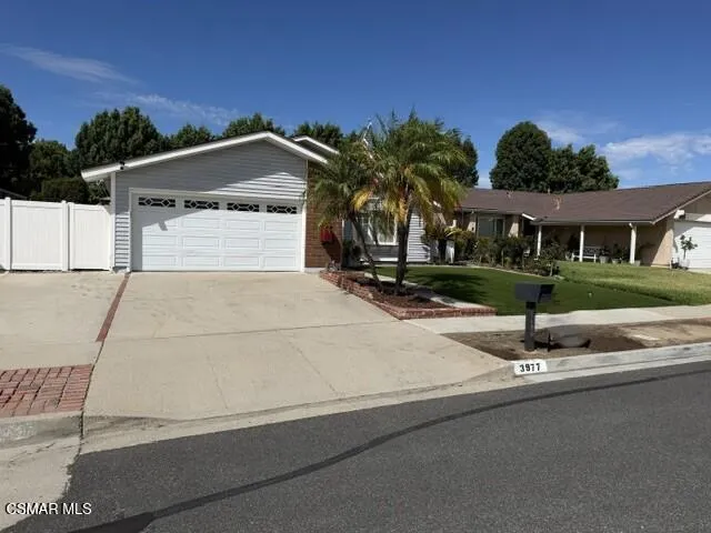 3977 Bayside Street Simi Valley, CA 93063
