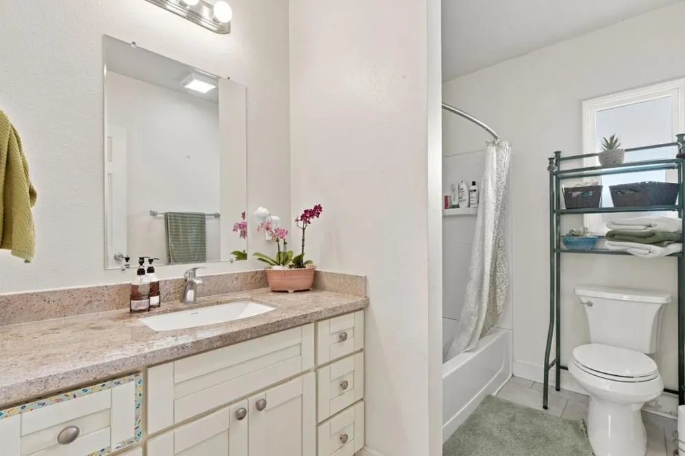 524 California Street Watsonville, CA 95076