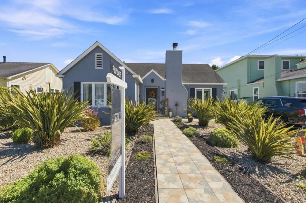 524 California Street Watsonville, CA 95076