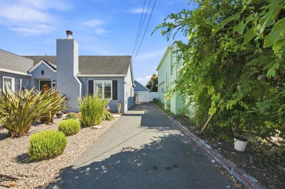 524 California Street Watsonville, CA 95076