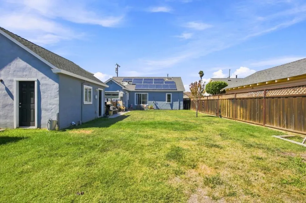 524 California Street Watsonville, CA 95076