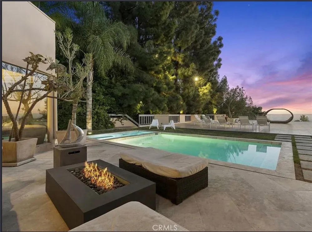 510 Leslie Beverly Hills, CA 90210