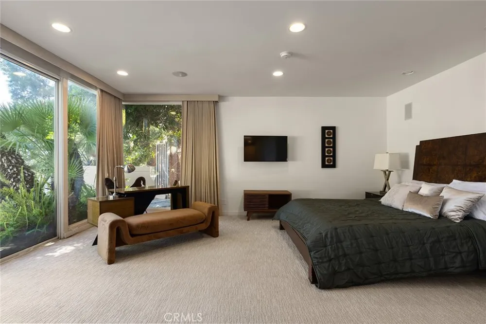 510 Leslie Beverly Hills, CA 90210