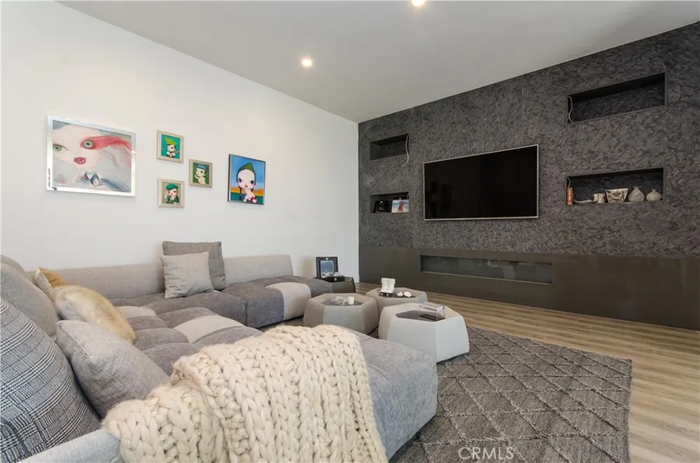 510 Leslie Beverly Hills, CA 90210