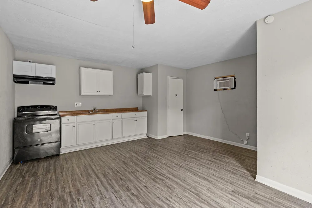 5103 New Orleans Street Houston, TX 77020