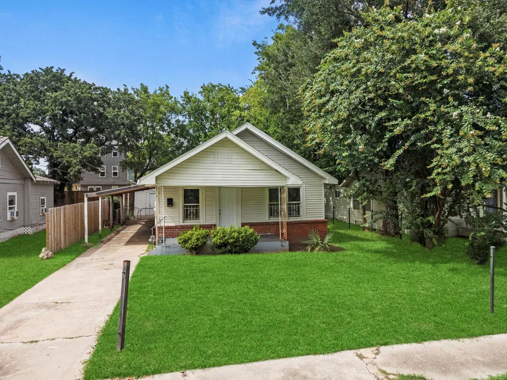 5103 New Orleans Street Houston, TX 77020