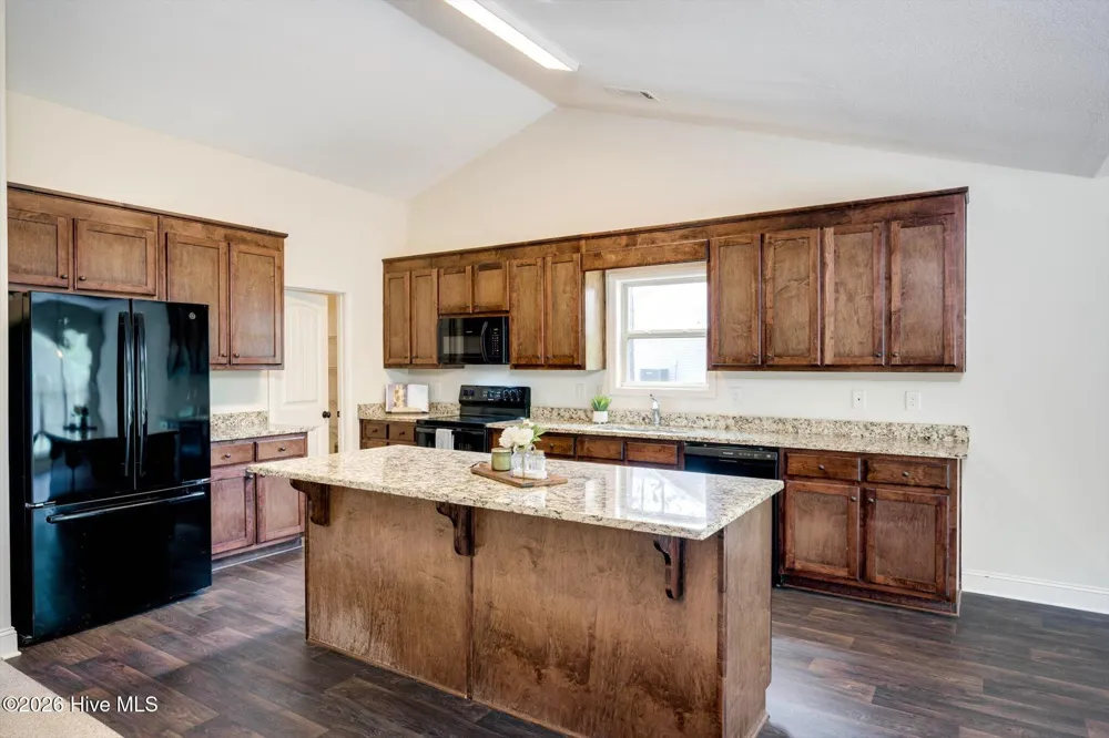 1746 Sara Hunter Lane NW Milledgeville, GA 31061
