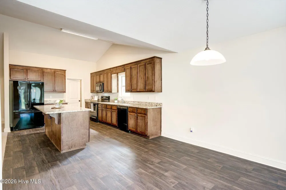 1746 Sara Hunter Lane NW Milledgeville, GA 31061