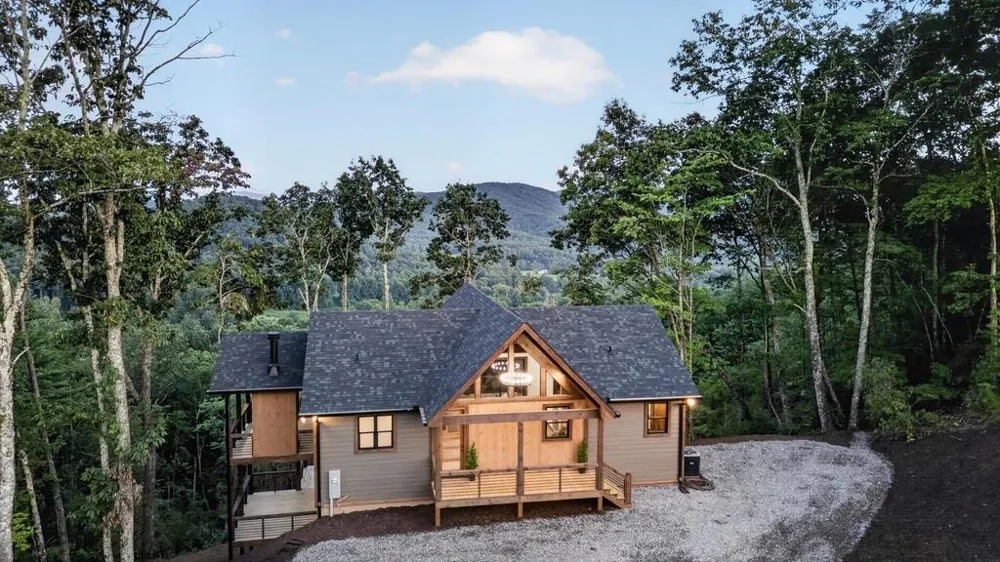 193 7 Figure Ridge Blue Ridge, GA 30513