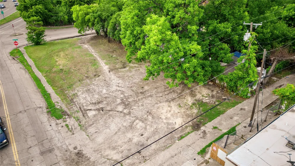 4951 E Side Avenue Dallas, TX 75214