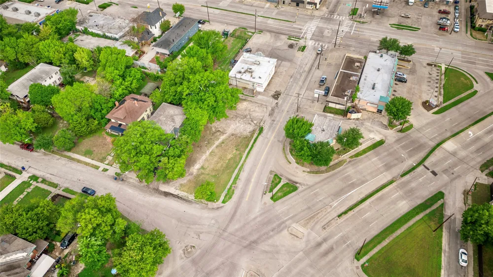 4951 E Side Avenue Dallas, TX 75214