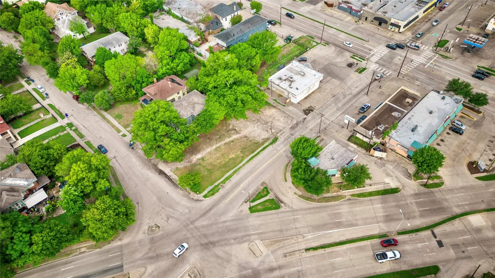 4951 E Side Avenue Dallas, TX 75214