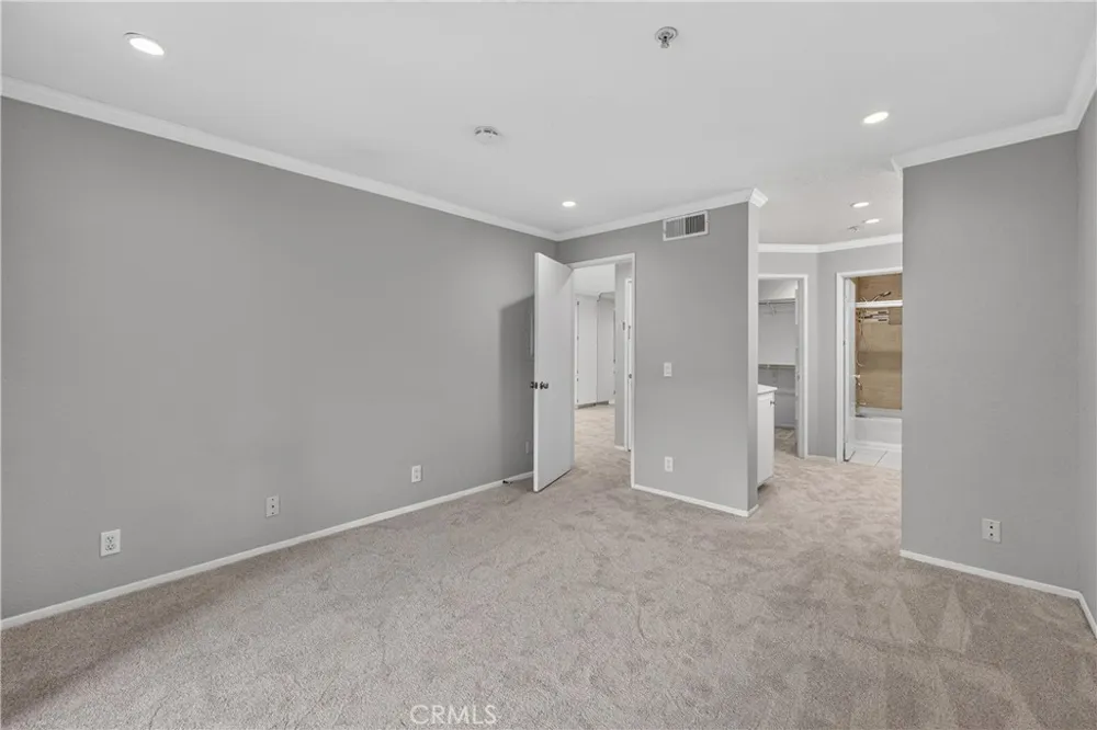 2800 Keller #70 Tustin, CA 92782