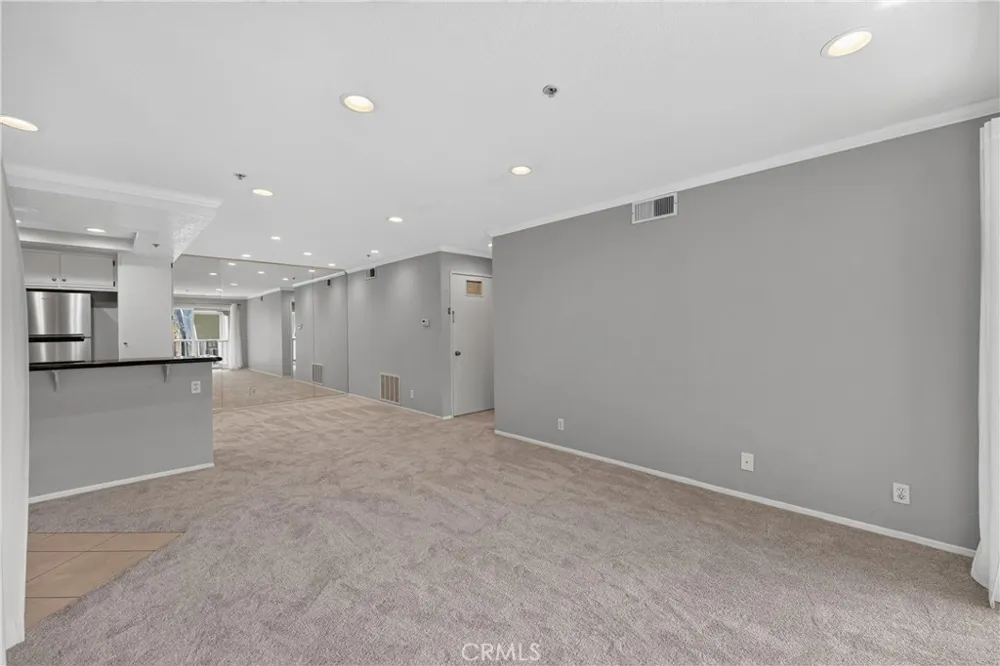 2800 Keller #70 Tustin, CA 92782
