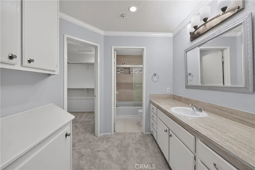 2800 Keller #70 Tustin, CA 92782