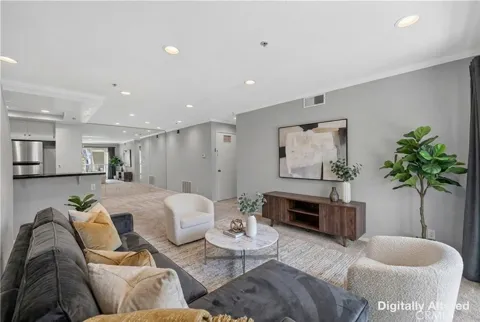 2800 Keller #70