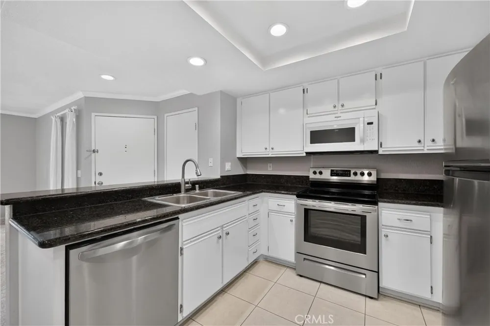 2800 Keller #70 Tustin, CA 92782