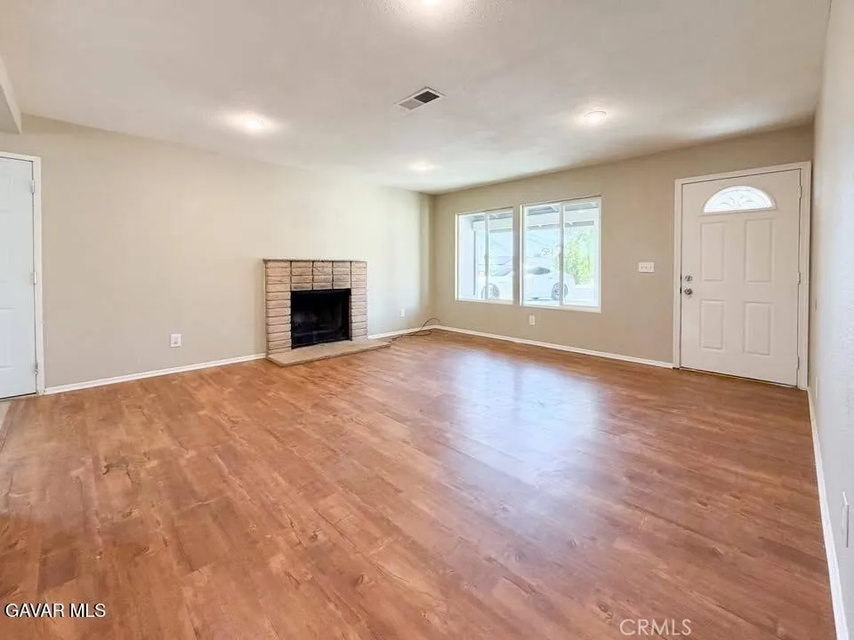 40205 162nd Street E Palmdale, CA 93591