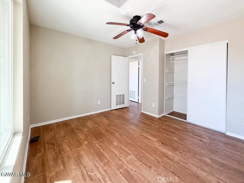 40205 162nd Street E Palmdale, CA 93591