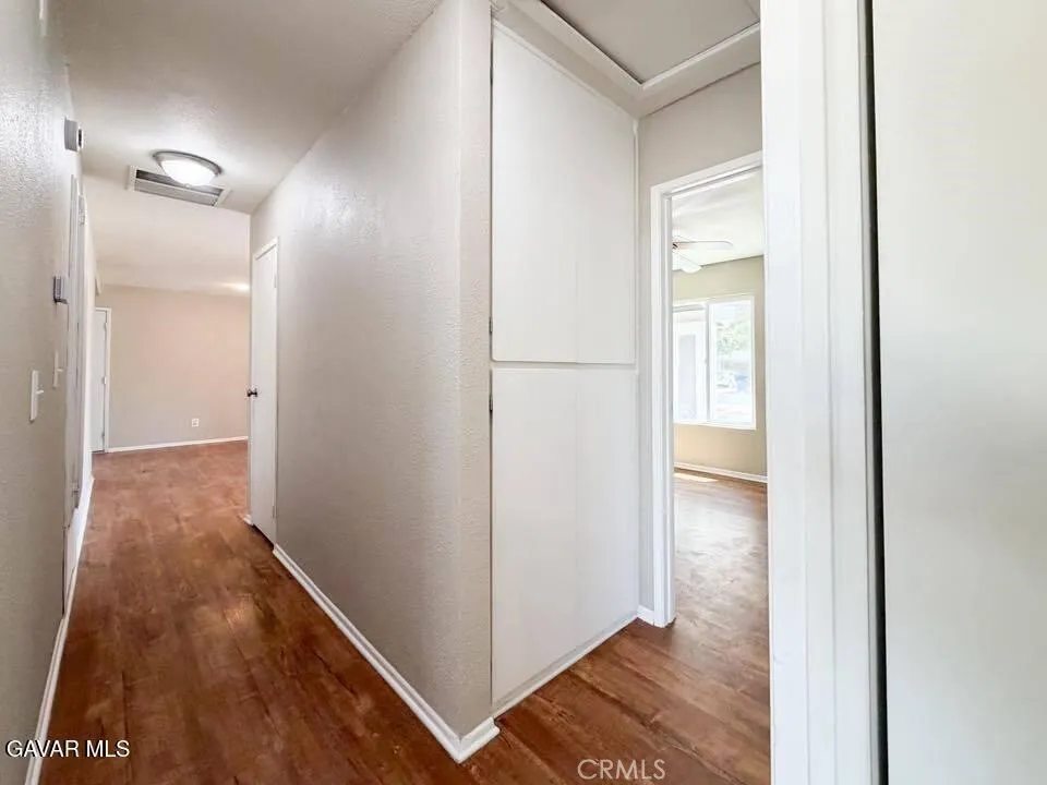 40205 162nd Street E Palmdale, CA 93591