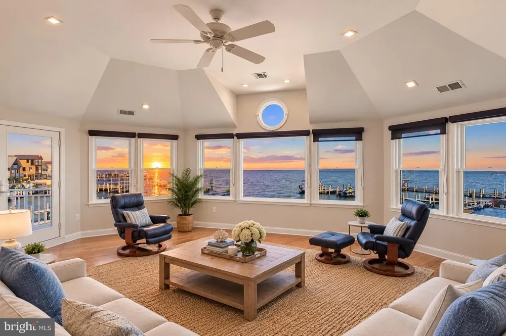 386 5TH Surf City, NJ 08008