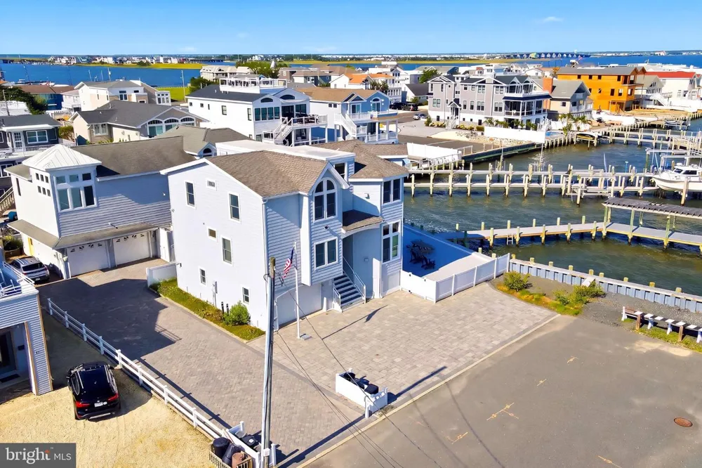 386 5TH Surf City, NJ 08008