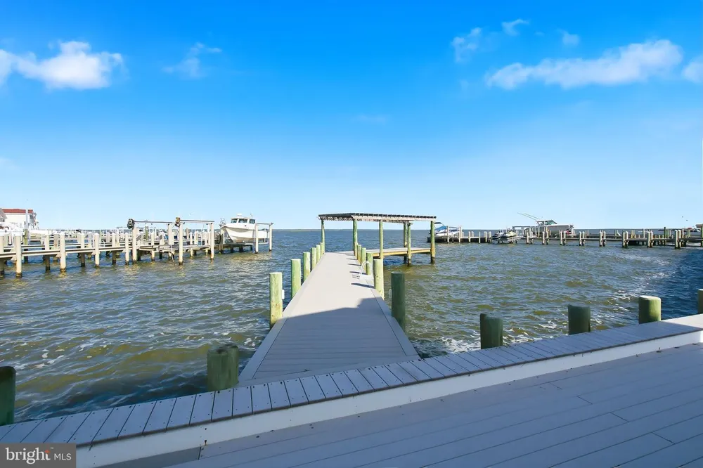 386 5TH Surf City, NJ 08008