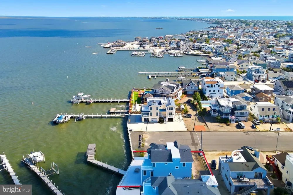 386 5TH Surf City, NJ 08008