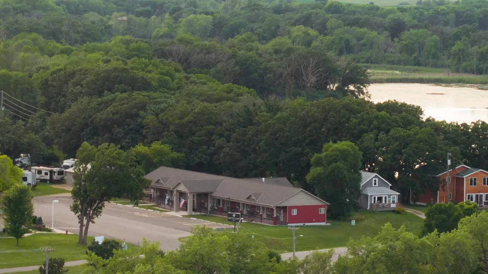 102 Glenhaven Drive Battle Lake, MN 56515