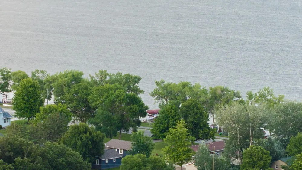 102 Glenhaven Drive Battle Lake, MN 56515