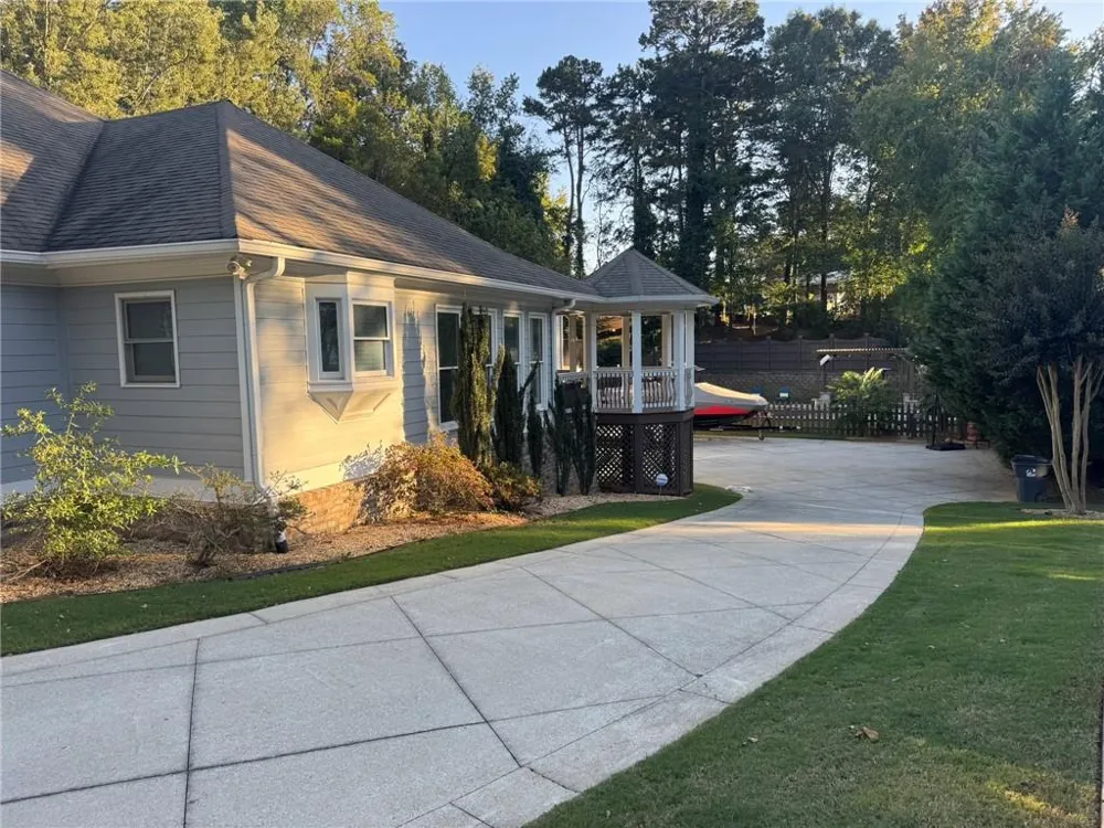 4548 Duncan Drive Sugar Hill, GA 30518