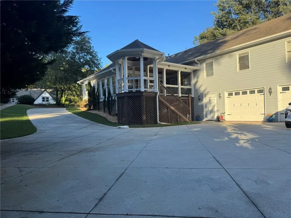 4548 Duncan Drive Sugar Hill, GA 30518