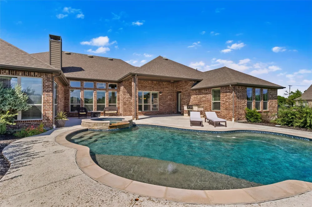800 Yasmin Court Heath, TX 75126