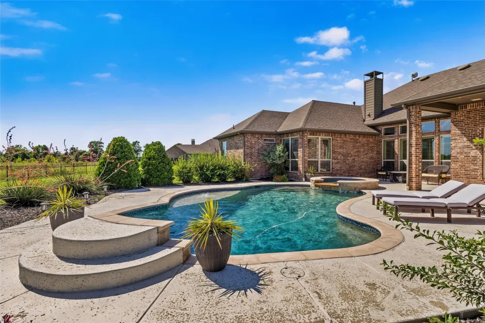 800 Yasmin Court Heath, TX 75126