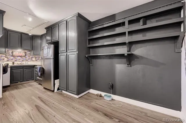 9380 W 49th Avenue #102 Wheat Ridge, CO 80033