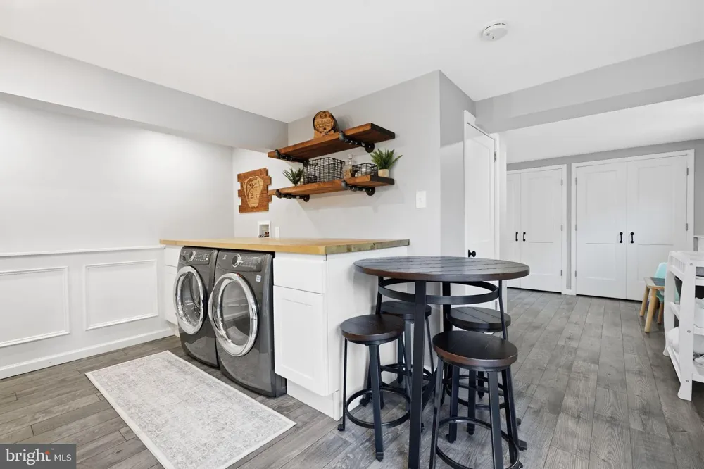 556 REVOLUTIONARY WAY Warminster, PA 18974