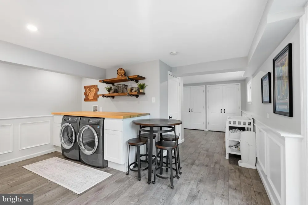 556 REVOLUTIONARY WAY Warminster, PA 18974