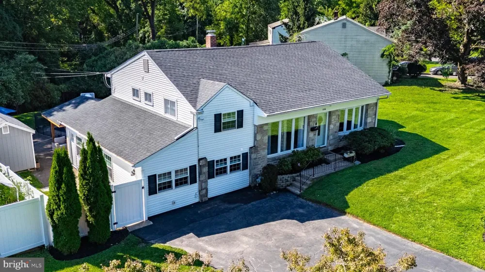 556 REVOLUTIONARY WAY Warminster, PA 18974