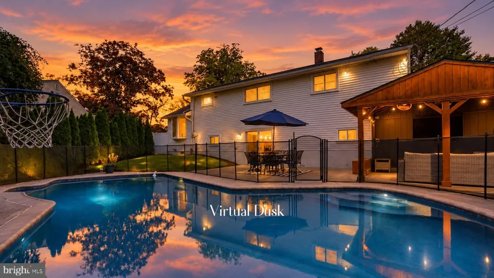 556 REVOLUTIONARY WAY Warminster, PA 18974